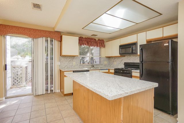 2808 Grants Lake Boulevard 501, Sugar Land, TX 77479