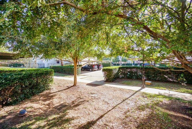 2808 Grants Lake Boulevard 501, Sugar Land, TX 77479