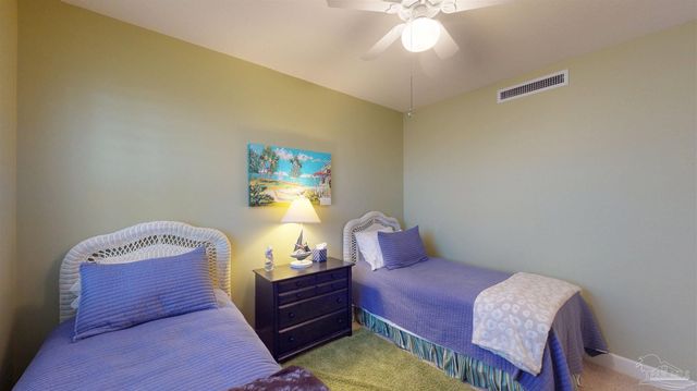 10099 Nelle Ave 702, Pensacola, FL 32507