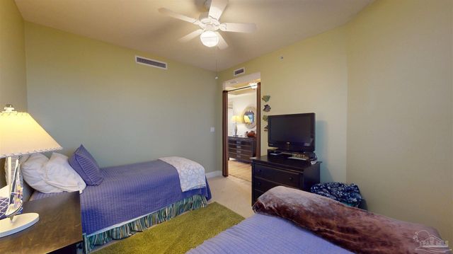 10099 Nelle Ave 702, Pensacola, FL 32507