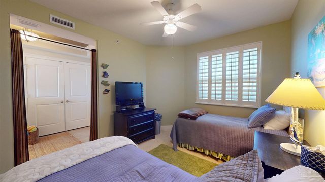 10099 Nelle Ave 702, Pensacola, FL 32507