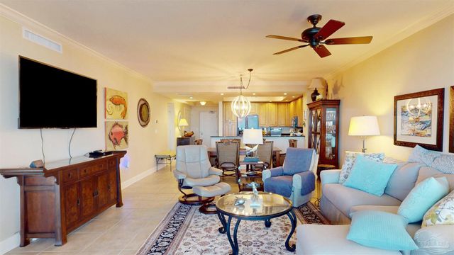 10099 Nelle Ave 702, Pensacola, FL 32507