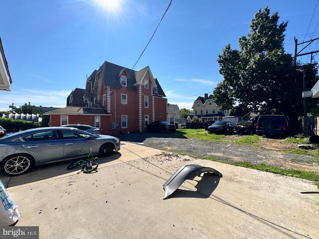 1311 W BUTLER ST, Philadelphia, PA 19140
