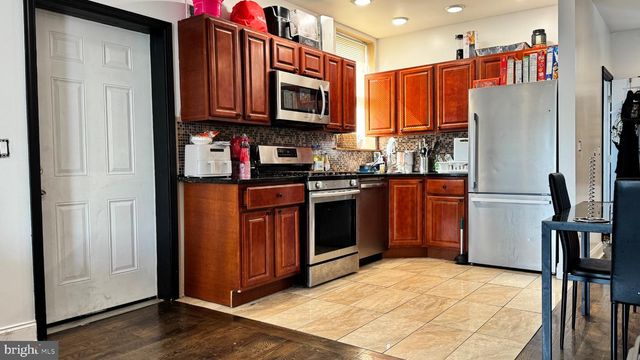 1311 W BUTLER ST, Philadelphia, PA 19140