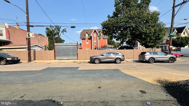 1311 W BUTLER ST, Philadelphia, PA 19140