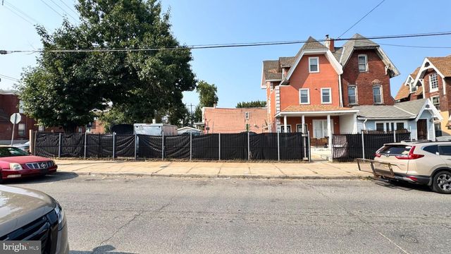 1311 W BUTLER ST, Philadelphia, PA 19140