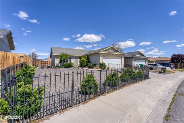 2202 Ellice Way, Fernley, NV 89408