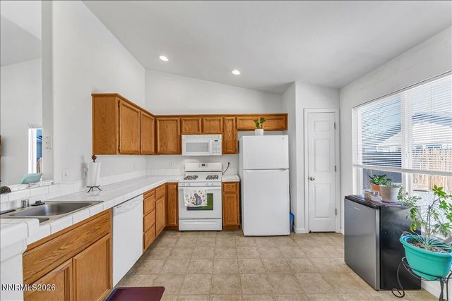 2202 Ellice Way, Fernley, NV 89408