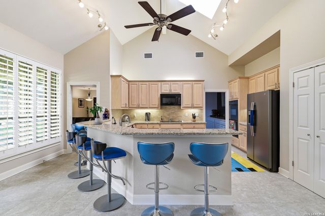 7 Westcourt Lane, San Antonio, TX 78257
