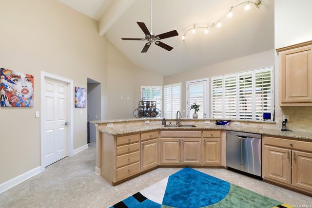 7 Westcourt Lane, San Antonio, TX 78257