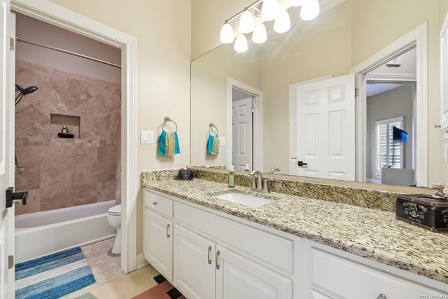 7 Westcourt Lane, San Antonio, TX 78257