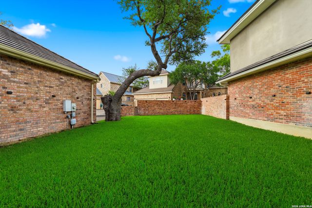 7 Westcourt Lane, San Antonio, TX 78257