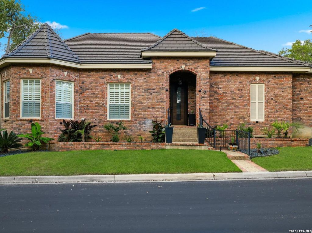 7 Westcourt Lane, San Antonio, TX 78257