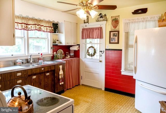 320 BAPTIST RD, Newport, NJ 08345