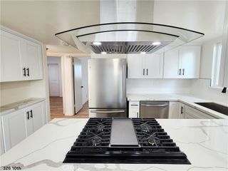 326 10th Place, Manhattan Beach, CA 90266