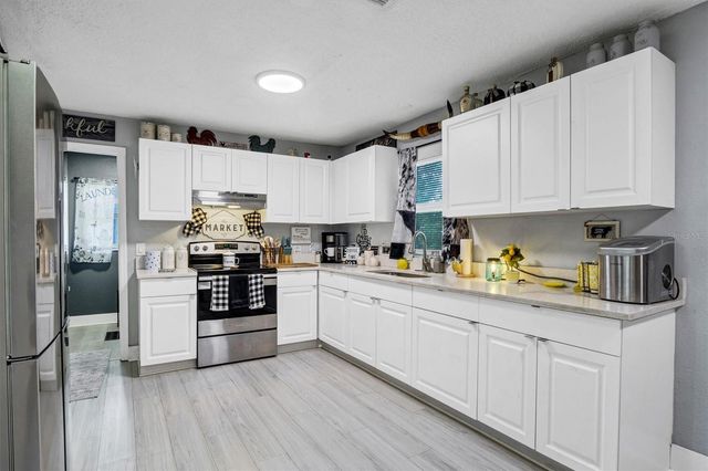 212 PIKE STREET, Auburndale, FL 33823