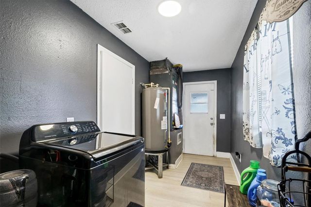 212 PIKE STREET, Auburndale, FL 33823