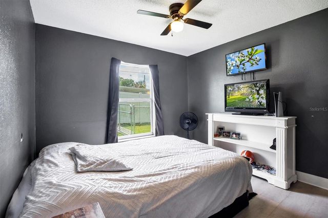 212 PIKE STREET, Auburndale, FL 33823