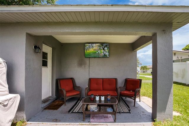 212 PIKE STREET, Auburndale, FL 33823