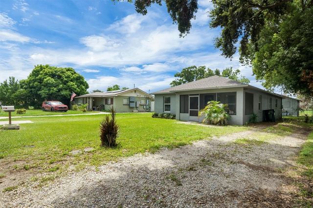 212 PIKE STREET, Auburndale, FL 33823