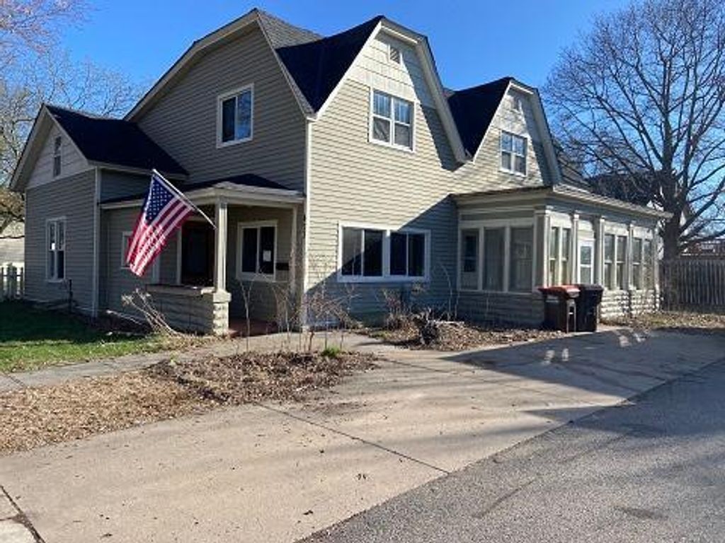 473 2nd N, Bayport, MN 55003