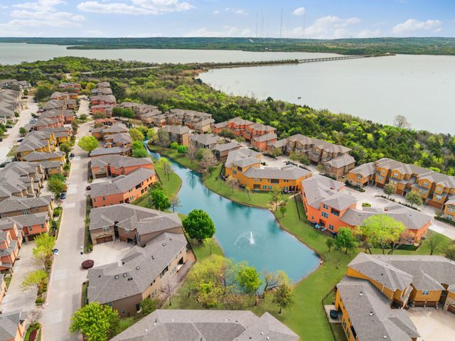 2660 Villa Di Lago 4, Grand Prairie, TX 75054