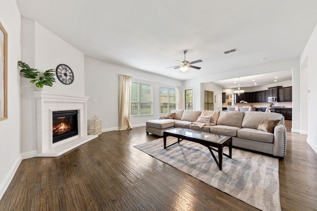 2660 Villa Di Lago 4, Grand Prairie, TX 75054