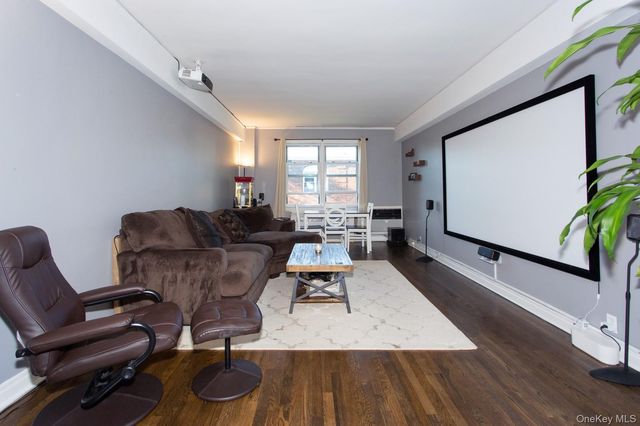 1385 Broadway A-34, Hewlett, NY 11577