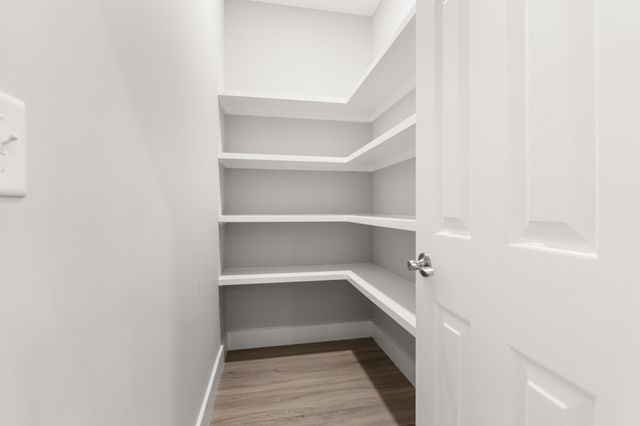 5 Romana Lane, Mary Esther, FL 32569