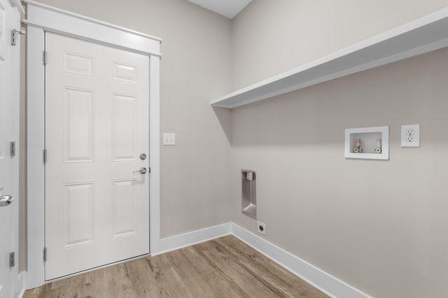 5 Romana Lane, Mary Esther, FL 32569