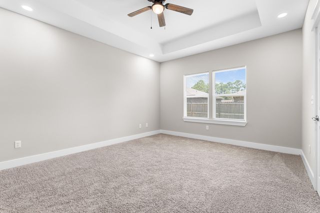 5 Romana Lane, Mary Esther, FL 32569