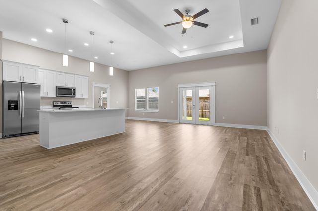 5 Romana Lane, Mary Esther, FL 32569