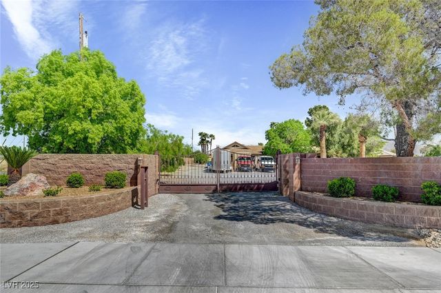 8970 West Lone Mountain Road, Las Vegas, NV 89129