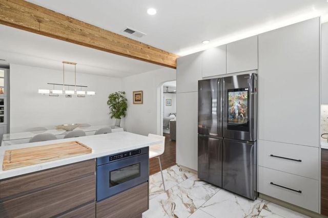 3101 Glendale Avenue, Redwood City, CA 94063