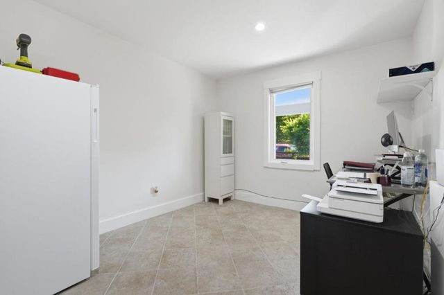 3101 Glendale Avenue, Redwood City, CA 94063