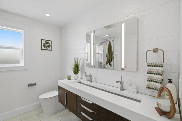 3101 Glendale Avenue, Redwood City, CA 94063