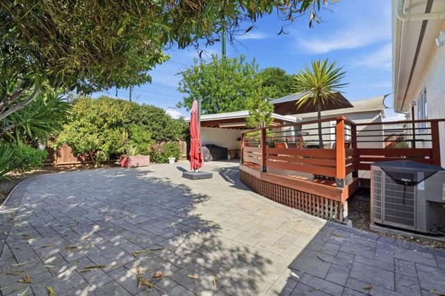 3101 Glendale Avenue, Redwood City, CA 94063