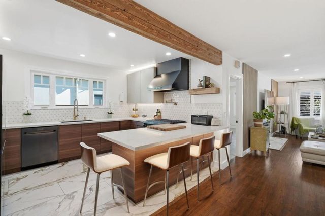 3101 Glendale Avenue, Redwood City, CA 94063