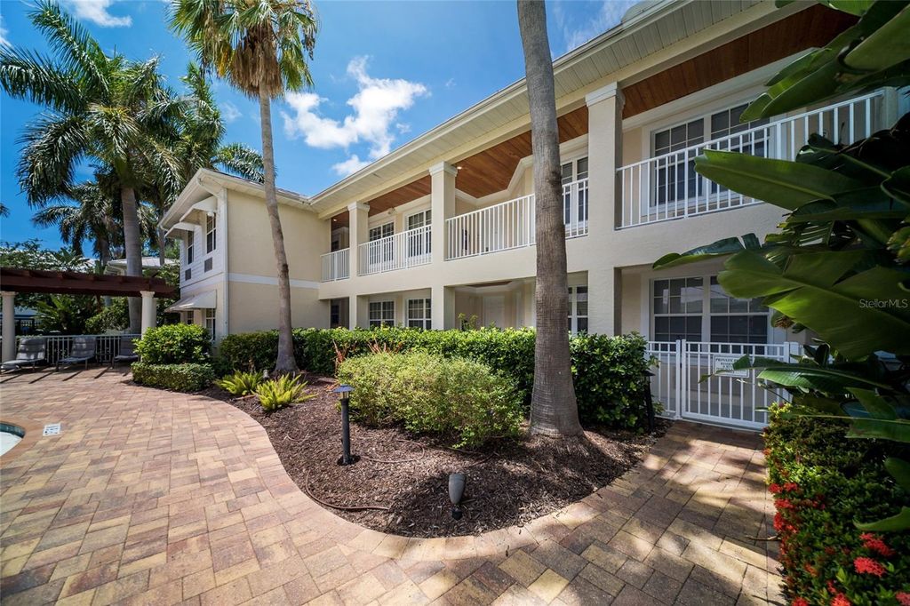 3506 54TH DRIVE W 106, Bradenton, FL 34210