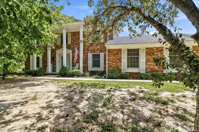 499 Overlook Drive, Upland, IN 46989