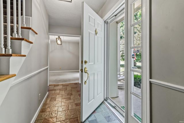 499 Overlook Drive, Upland, IN 46989