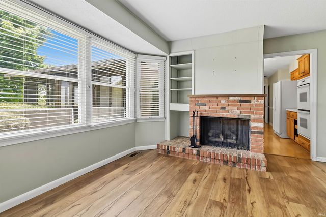 499 Overlook Drive, Upland, IN 46989