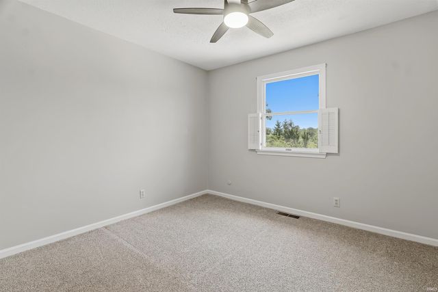 499 Overlook Drive, Upland, IN 46989