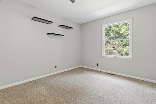 499 Overlook Drive, Upland, IN 46989