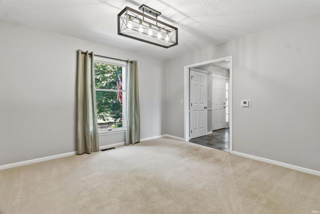 499 Overlook Drive, Upland, IN 46989