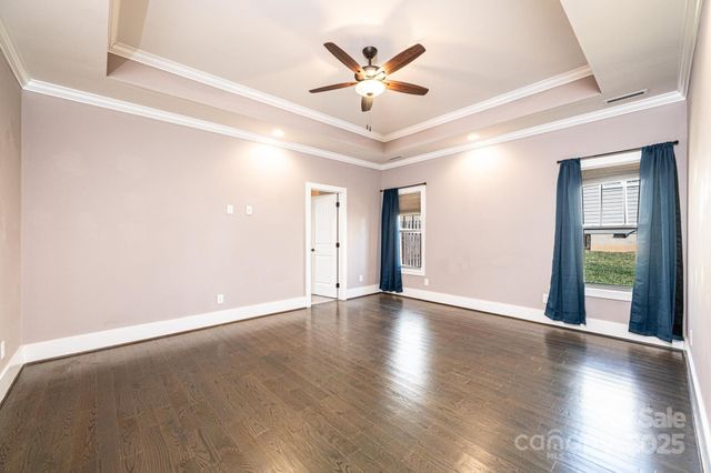 3911 13th Street NE, Hickory, NC 28601