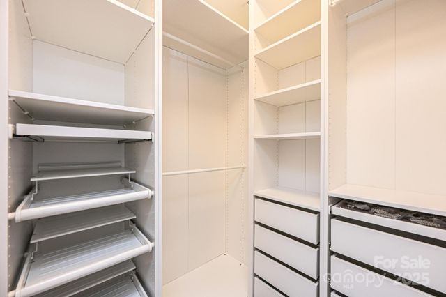 3911 13th Street NE, Hickory, NC 28601