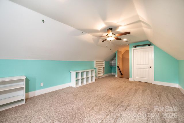 3911 13th Street NE, Hickory, NC 28601