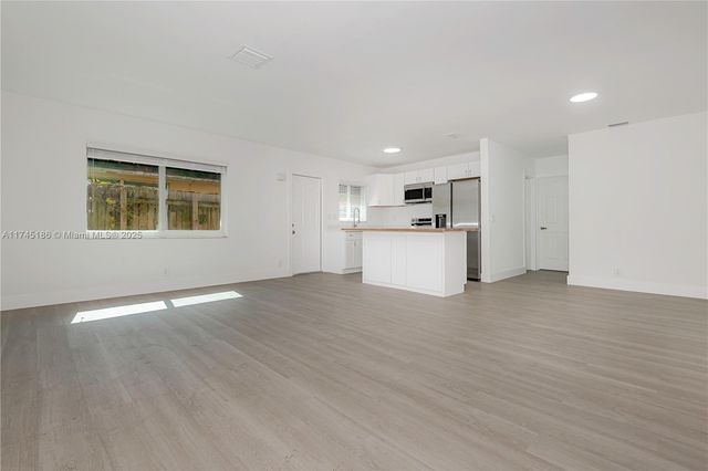 1511-1513 NW 8th Ave, Fort Lauderdale, FL 33311