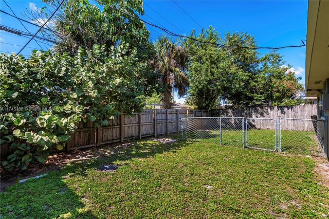 1511-1513 NW 8th Ave, Fort Lauderdale, FL 33311